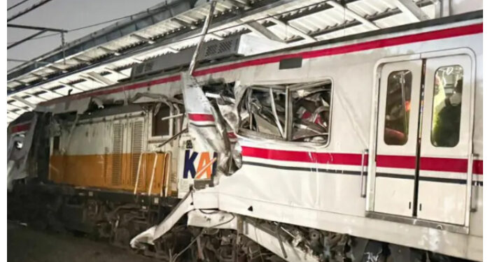 Pemprov Jabar Tanggung Biaya Perawatan dan Beri Santunan Korban Kecelakaan Kereta di Bekasi