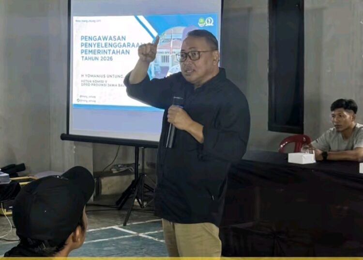 Masyarakat Bisa dan Harus Berperan dalam Mengawasi Jalannya Pemerintahan