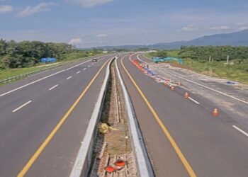 Waduh, Jalan Sepanjang 80 Meter di Tol Cisumdawu KM 207 Retak, Ini Penjelasan PT CKJT