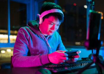 Jangan Asal Pakai, Gini Tips Merawat Hp Gaming Agar Awet