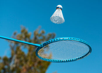 Jangan Ngasal! Ini Tips Pilih Senar Raket yang Cocok Buat Kamu