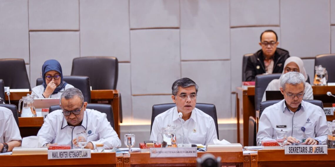 Antusiasme Tinggi, Menaker Ajukan Tambahan 150 Ribu Kuota Magang Nasional 2026