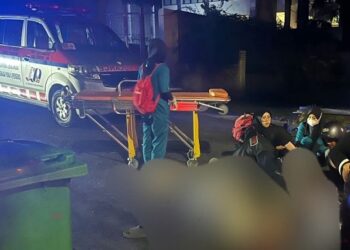 Duuhh Motor Tabrak Truk Tronton yang Tengah Parkir di Jalan Dr. Setiabudhi, Dua Tewas Seketika