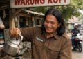Kisah Polisi yang Pilih Jadi Penjual Kopi, Ternyata Karena Ini….