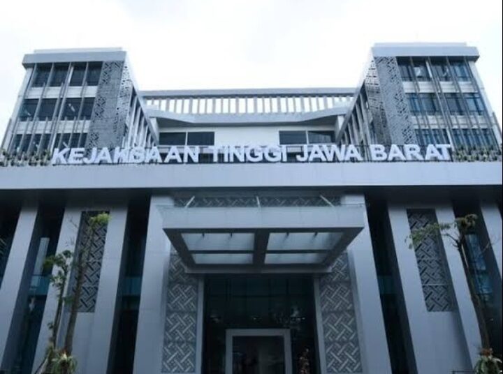 Menunggu Gebrakan Kepala Kejaksaan Tinggi Jabar Hermon Dekristo