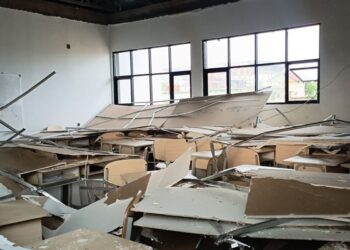 Puting Beliung Terjang Soreang, 9 Orang Terluka, 7 di Antaranya Siswa SMKN 1 Tertimpa Plofon Ambruk