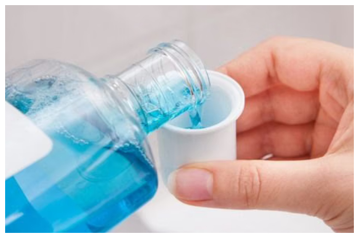 Obat Kumur dan Kandungannya, Pilih Sesuai Kebutuhan Mulut!