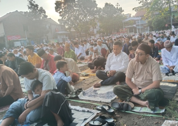 Salat Idul Adha, Ustaz Wawan Setiawan Uraikan Tiga Hikmah Ibadah Haji dan Kurban 2 1000307922