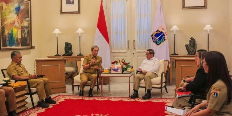 Wali Kota Bogor dan Gubernur DKI Bahas Transportasi hingga Penanggulangan Banjir