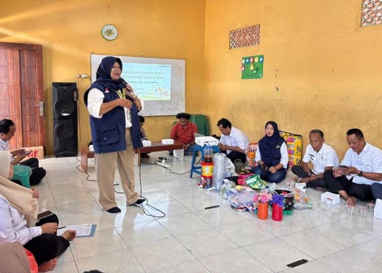 Pemkab Bekasi Instruksikan Setiap RW Wajib Miliki Bank Sampah 1 Pemkab Bekasi Instruksikan Setiap RW Wajib Miliki Bank Sampah