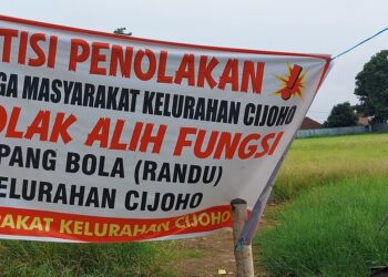 Warga Cijoho Tolak Alih Fungsi Lapang Randu, Tapi Bupati Tetap Tandatangani MoU Bersama Investor
