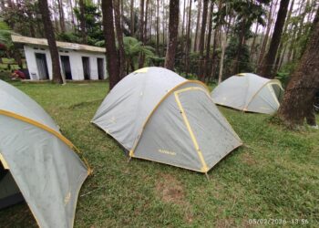 Sensasi Berkemah di Pasir Batang Desa Karangsari Darma