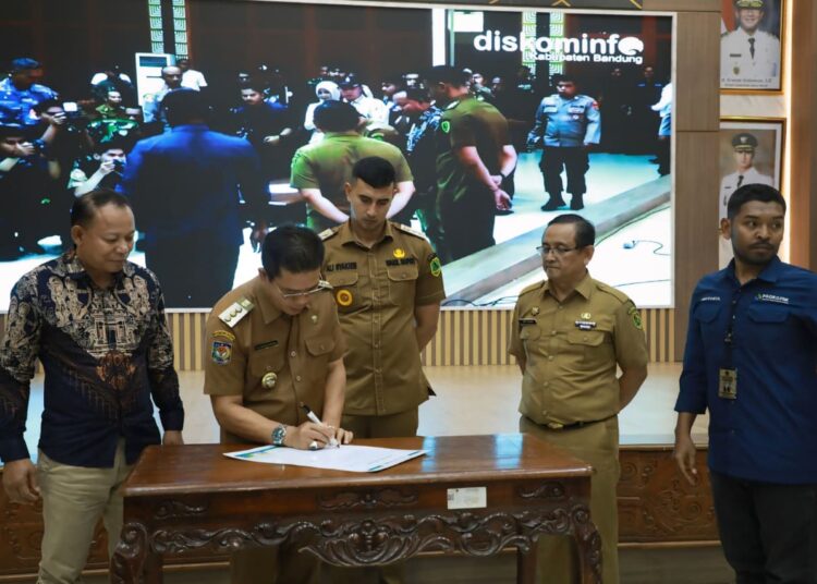 Prihatin Anak SD Belum Bisa Calistung, Bupati KDS Akan Usulkan Calistung Masuk Kurikulum