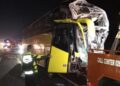 Bus Rombongan  Study Tour Siswa SMP Tabrak Truk Boks di Tol Cipali, 1 Tewas Belasan Luka