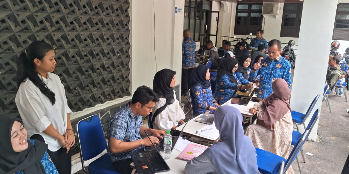 Home 2 32 Disdik Pastikan SPMB Kota Bandung Transparan dan Bebas Titipan
