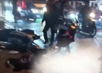 Jasad A Ditemukan di Alun-Alun Ujungberung, 2 Pemotor Tekapar di Jalan Percobaan Cileunyi