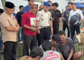 Lapas Kelas IIB Tasikmalaya Sembelih 2 Sapi, 4 Kambing, dan 1 Embe, Dagingnya Disalurkan untuk Warga Miskin 5 Lapas Kelas IIB Tasikmalaya Sembelih 2 Sapi, 4 Kambing, dan 1 Embe, Dagingnya Disalurkan untuk Warga Miskin