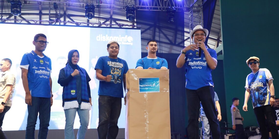 Home 2 29 Persib Raih Bintang Lima, KDS Sebut Kebanggaan Warga Jawa Barat