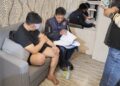 Okky, Pelaku Tipu Gelap Penerbitan ID SPPG Rp2 Milyar Ditangkap di Apartemen The Metro Suites 7 Okky, Pelaku Tipu Gelap Penerbitan ID SPPG Rp2 Milyar Ditangkap di Apartemen The Metro Suites