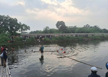Tenggelam ke Sungai di Sapan Tegalluar, Wildan dan Darul, 2 Pelajar SMP Ditemukan Tewas 3 Tenggelam ke Sungai di Sapan Tegalluar, Wildan dan Darul, 2 Pelajar SMP Ditemukan Tewas