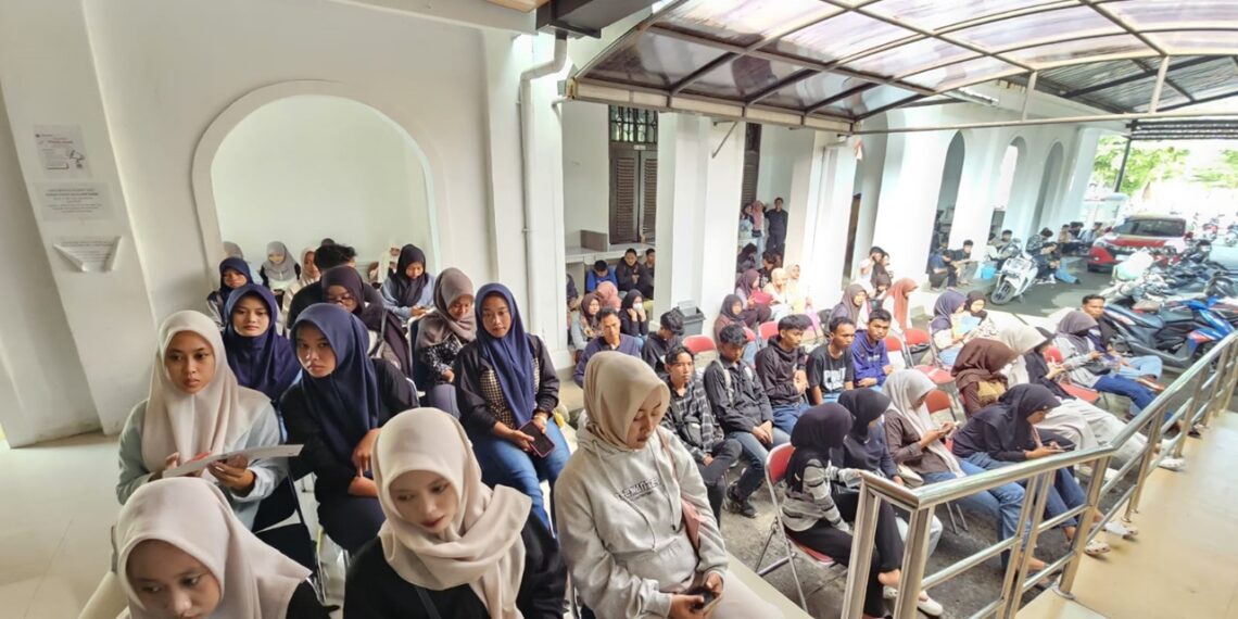 Pemohon Kartu Kuning di MPP Majalengka Membludak, Antrean Capai 400 Orang per Hari