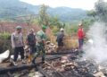 Diduga Akibat Korsleting Listrik, Rumah Edin ludes Dilahap Api 14 Diduga Akibat Korsleting Listrik, Rumah Edin ludes Dilahap Api