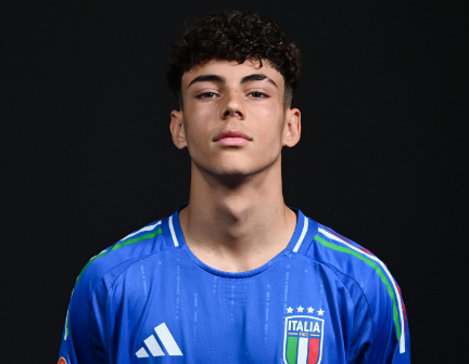Samuele Inacio Bangga Dipanggil Timnas Italia, Siap Tampil di Level Senior 1 Samuele Inacio Bangga Dipanggil Timnas Italia, Siap Tampil di Level Senior