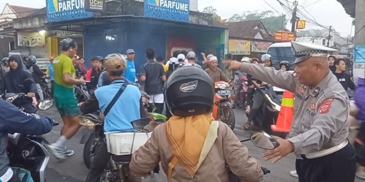 Terobos Jalur Lomba, Ratusan Pelari Qris UTHM 2026 Terhenti Mendadak