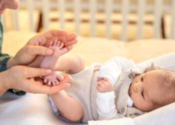 Tips Pilih Skincare Bayi, Jangan Tergiur Harga Murah Bun!