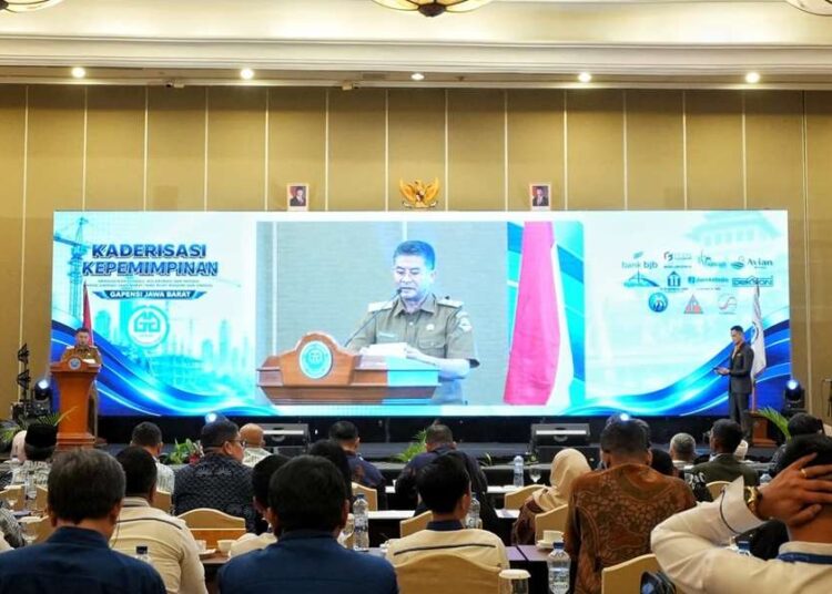 Wagub Jabar Dorong Pelaku Jasa Konstruksi Makin Profesional dan Berkualitas