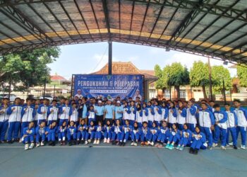Lepas Kontingen Porsenitas dan Polwilda, Bupati Eman Tegaskan Prestasi Tetap Utama di Tengah Efisiensi Anggaran 1 Lepas Kontingen Porsenitas dan Polwilda, Bupati Eman Tegaskan Prestasi Tetap Utama di Tengah Efisiensi Anggaran