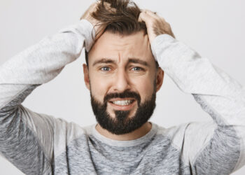 Cara Agar Rambut Tidak Rontok dan Tetap Lebat, Gampang! 2 Cara Agar Rambut Tidak Rontok dan Tetap Lebat, Gampang!