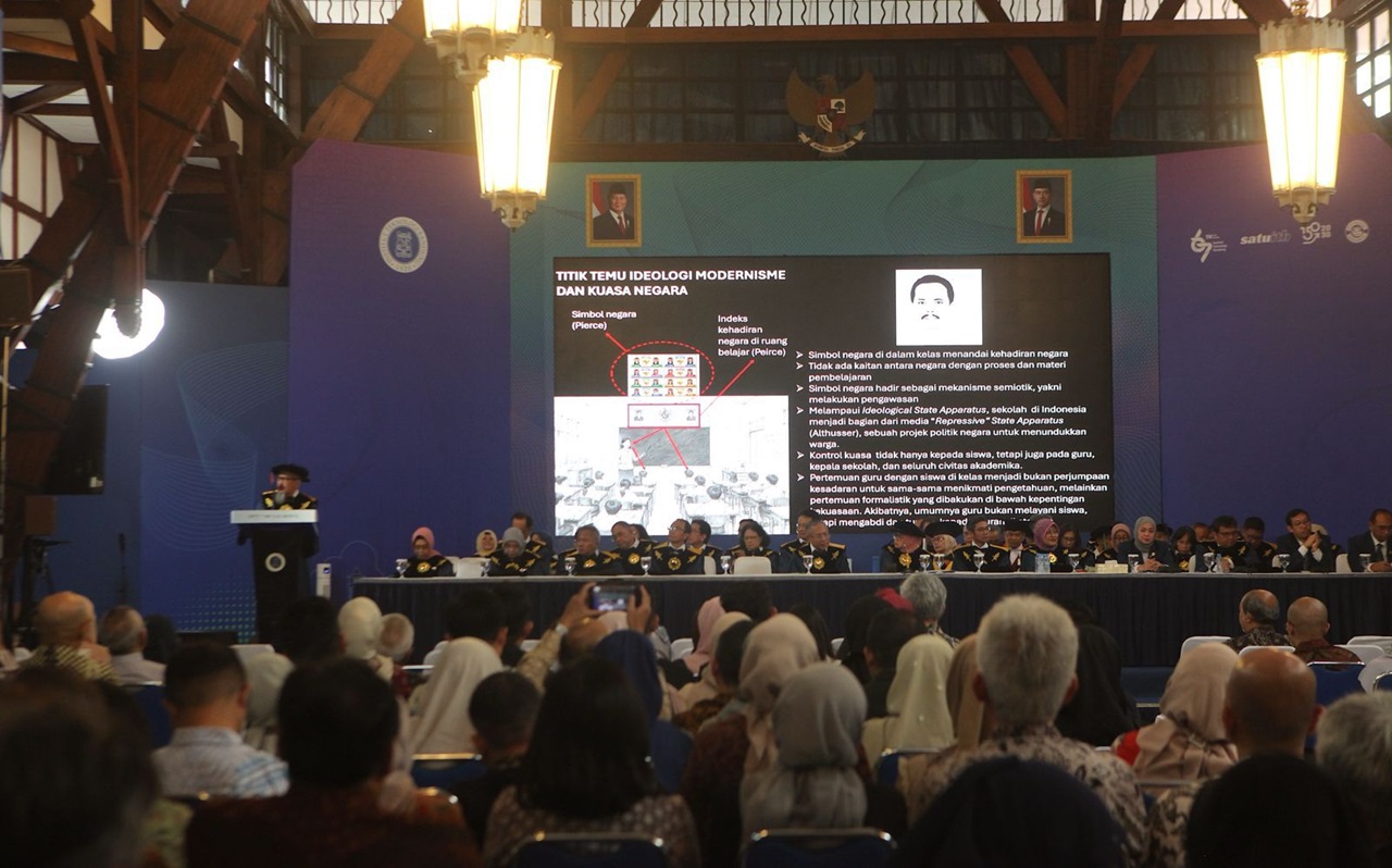 Duhhh...Ruang Kelas Sekolah Ternyata Didesain untuk Sejak Awal Membuat Warga Tunduk pada Kekuasaan 2 FGB ITB
