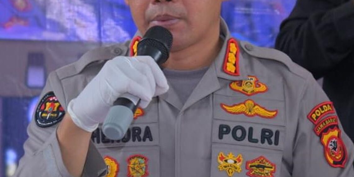 Home 2 29 Geger, Joget dan Pelukan Sesama Jenis di Karawang Terekam, Polisi Amankan 3 Pelaku