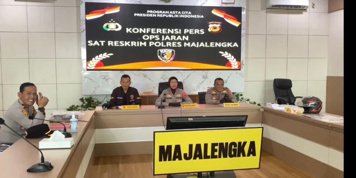 Home 2 31 Polres Majalengka Ungkap Dua Kasus Penipuan Bermodus Media Sosial : “Pelaku Ajak Bertemu Lalu Bawa Kabur Kendaraan Korban”