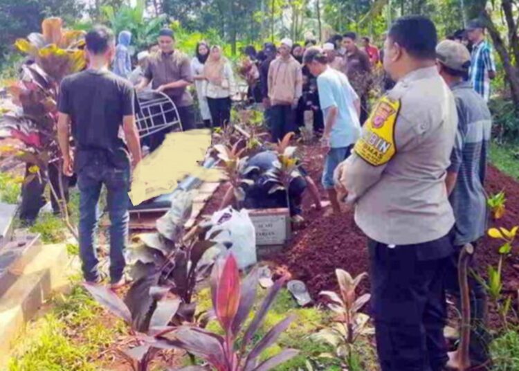 Satu dari 5 Korban Pohon Tumbang Depan Unpad Jatinangor Sumedang Meninggal Dunia 1 Satu dari 5 Korban Pohon Tumbang Depan Unpad Jatinangor Sumedang Meninggal Dunia