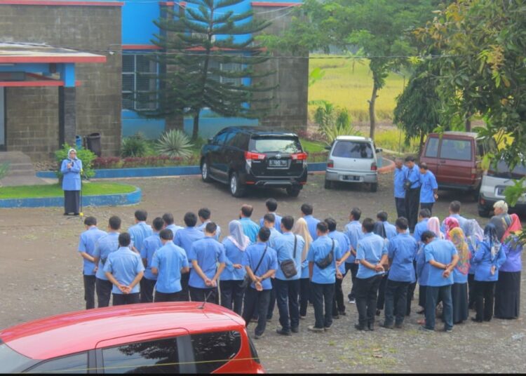 Krisis Air di Majalengka Baru Akan Muncul Saat Rebutan Air dengan Petani Bawang Merah 1 Krisis Air di Majalengka Baru Akan Muncul Saat Rebutan Air dengan Petani Bawang Merah