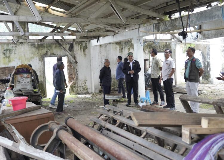 Waduh !!! Tugu Koperasi Tasikmalaya Terbengkalai Bertahun Tahun, Sesmenkop Hanya Bisa Terdiam