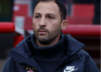Bologna Resmi Tunjuk Domenico Tedesco sebagai Pelatih Baru 5 Bologna Resmi Tunjuk Domenico Tedesco sebagai Pelatih Baru