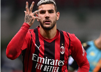 Perebutan Theo Hernandez Memanas, Como dan Juventus Berebut 2 Perebutan Theo Hernandez Memanas, Como dan Juventus Berebut