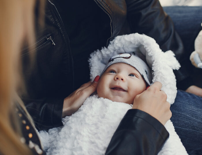 Tips Membawa Bayi di Pesawat, Bunda Hobi Traveler Wajib Tahu! 1 Tips Membawa Bayi di Pesawat, Bunda Hobi Traveler Wajib Tahu!