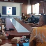 Warga Desa Sukakarya Gruduk DPRD Garut Tuntut Kejelasan Status Lahan. 19 Warga Desa Sukakarya Gruduk DPRD Garut Tuntut Kejelasan Status Lahan.