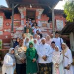 Ziarah Kubur ke Makam Leluhur dan Sidang Paripurna DPRD Warnai Hari Jadi Cirebon ke 599 19 Ziarah Kubur ke Makam Leluhur dan Sidang Paripurna DPRD Warnai Hari Jadi Cirebon ke 599